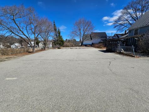 128 Middle Street Farmington ME 04938