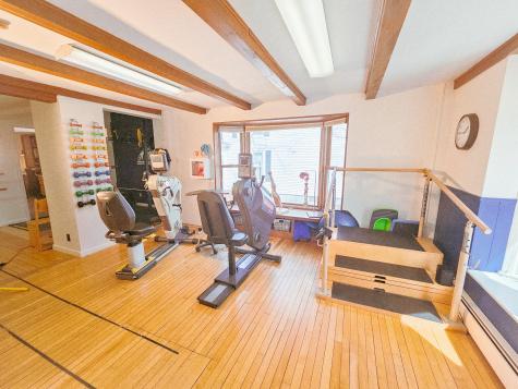 128 Middle Street Farmington ME 04938