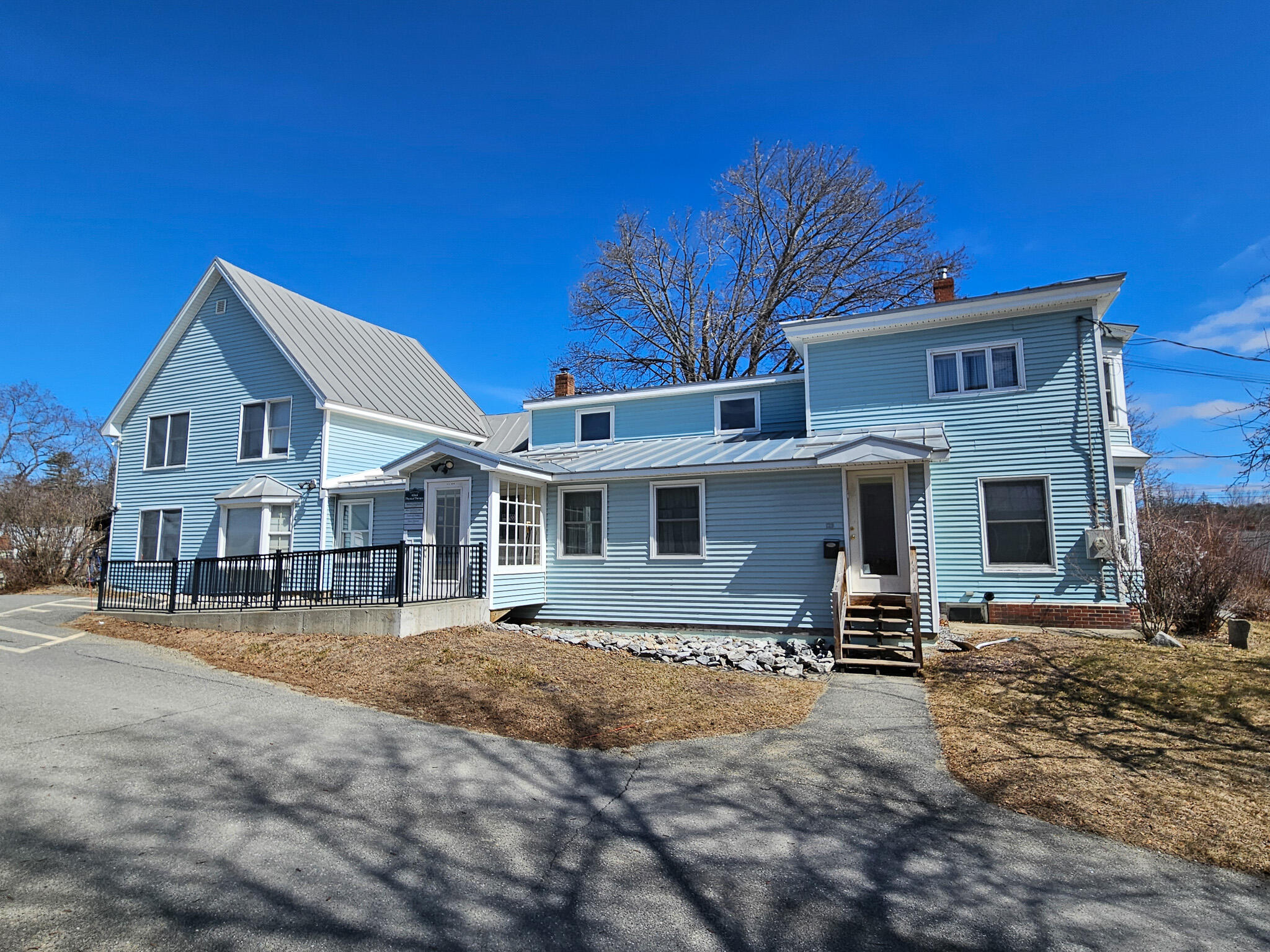 128 Middle Street Farmington ME 04938