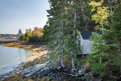 17 Bayberry Lane Tremont ME 04612