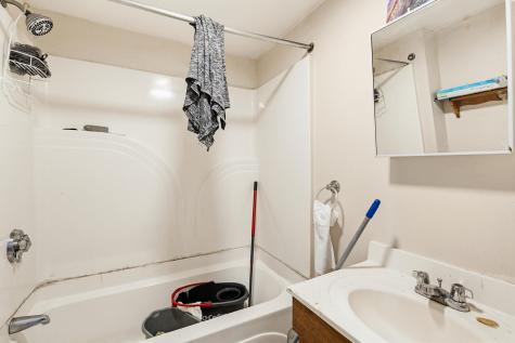 5 Cottage Street Lewiston ME 04240