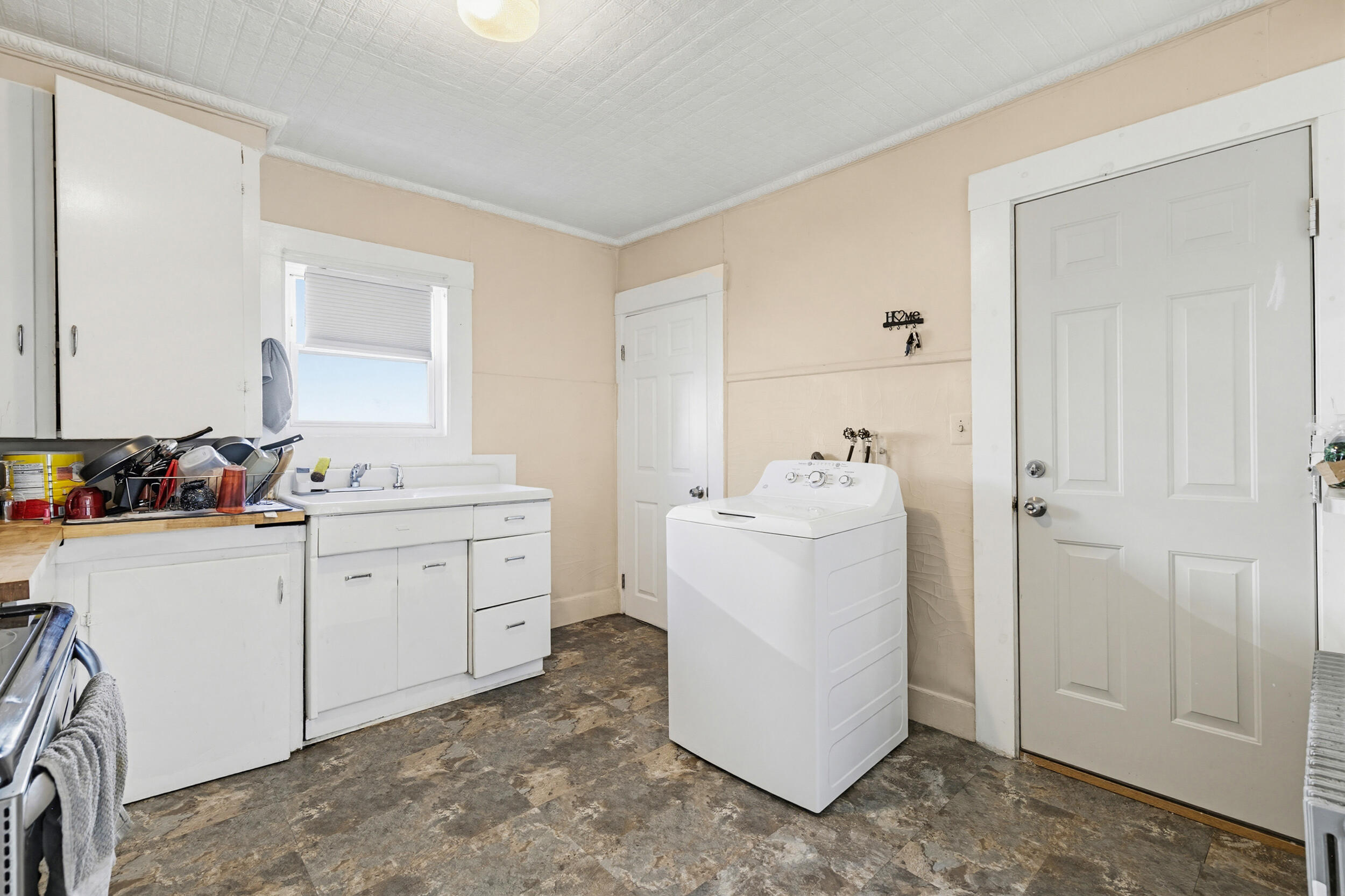5 Cottage Street Lewiston ME 04240