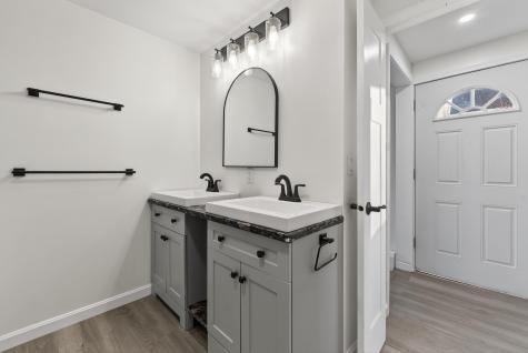 134 - 136 Sawyer Street South Portland ME 04106