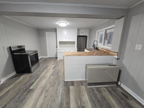 9 Morton Place Augusta ME 04330