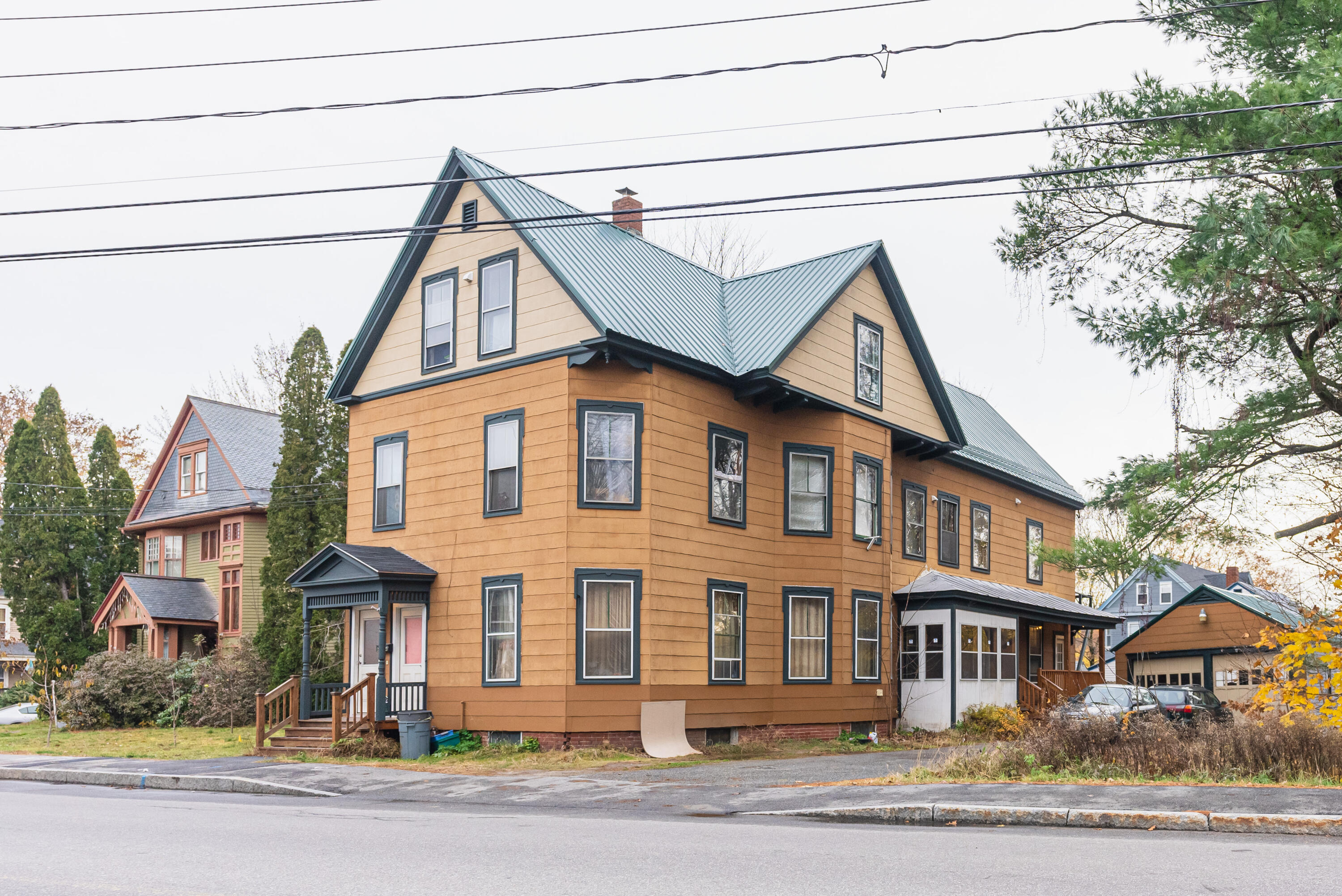 62 Dennison Street Auburn ME 04210