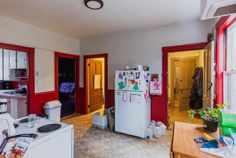 62 Dennison Street Auburn ME 04210