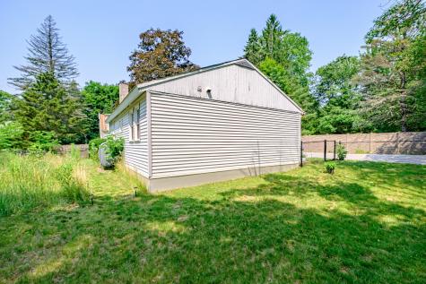 7 Preston Way Cumberland ME 04021