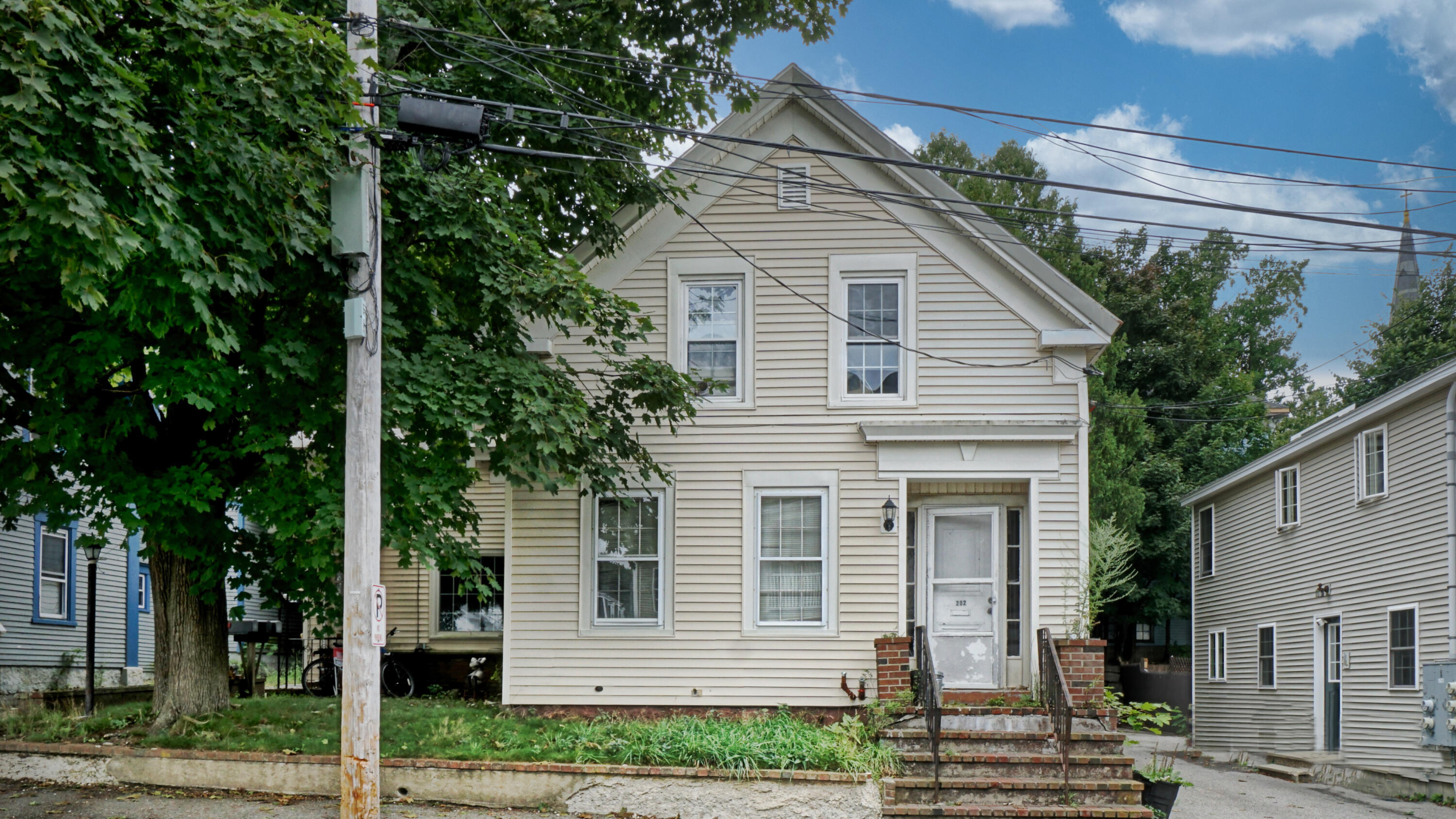 12 Kossuth Street Biddeford ME 04005