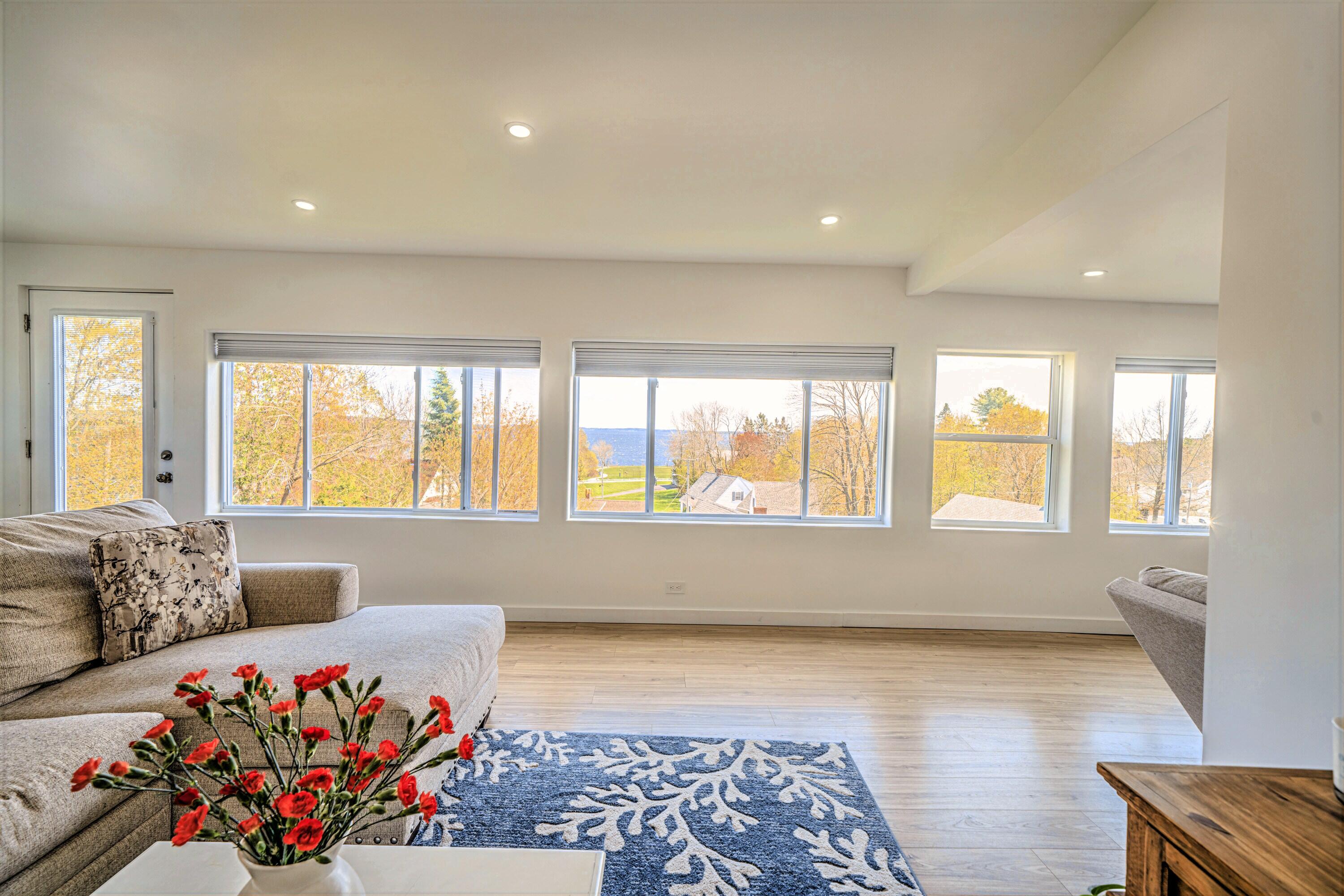 37 & 39 E Main Street Searsport ME 04974