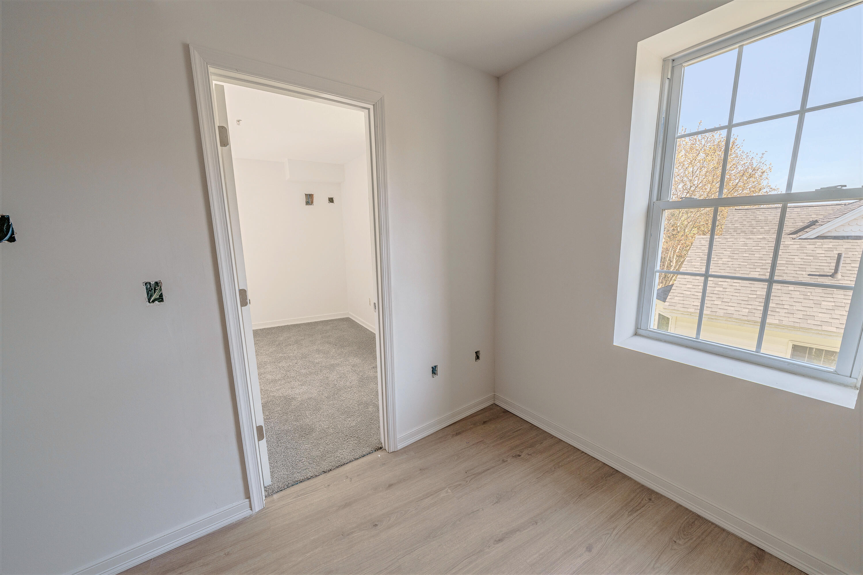 37 & 39 E Main Street Searsport ME 04974