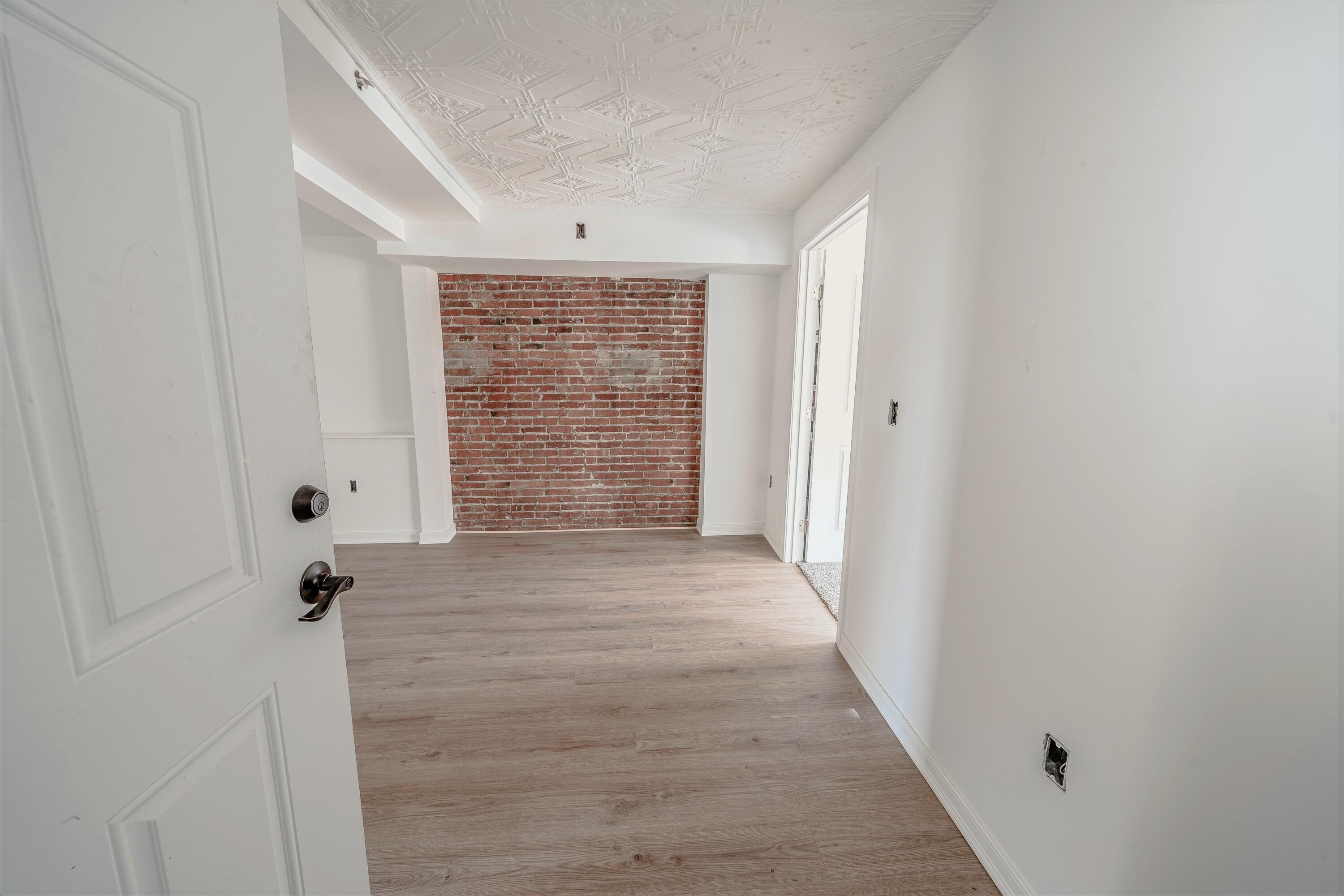 37 & 39 E Main Street Searsport ME 04974