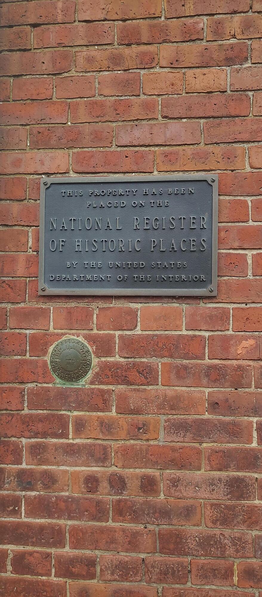 37 & 39 E Main Street Searsport ME 04974