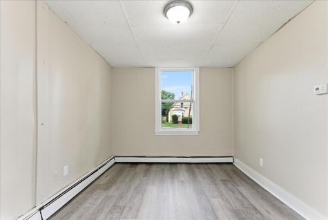 935 Sabattus Street Lewiston ME 04240