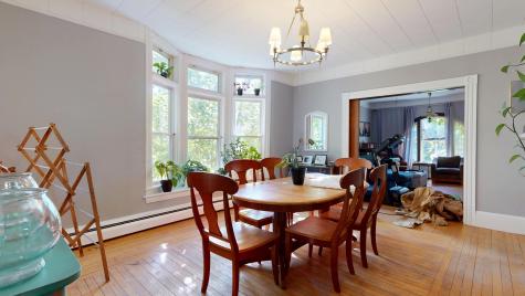 17 Beacon Avenue Auburn ME 04210