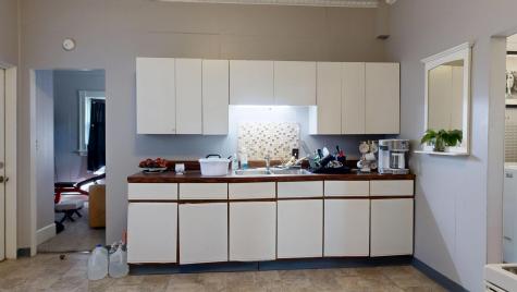 17 Beacon Avenue Auburn ME 04210