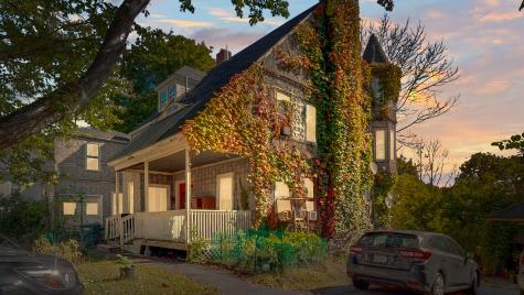 17 Beacon Avenue Auburn ME 04210