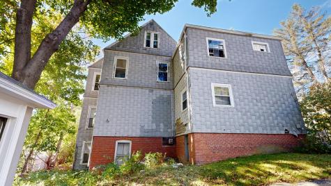 17 Beacon Avenue Auburn ME 04210
