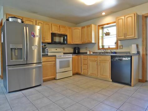 9 Hidden Drive New Gloucester ME 04260