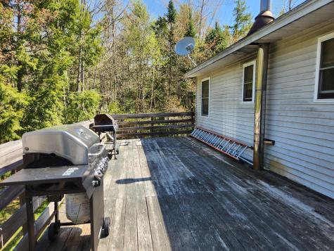 9 Hidden Drive New Gloucester ME 04260