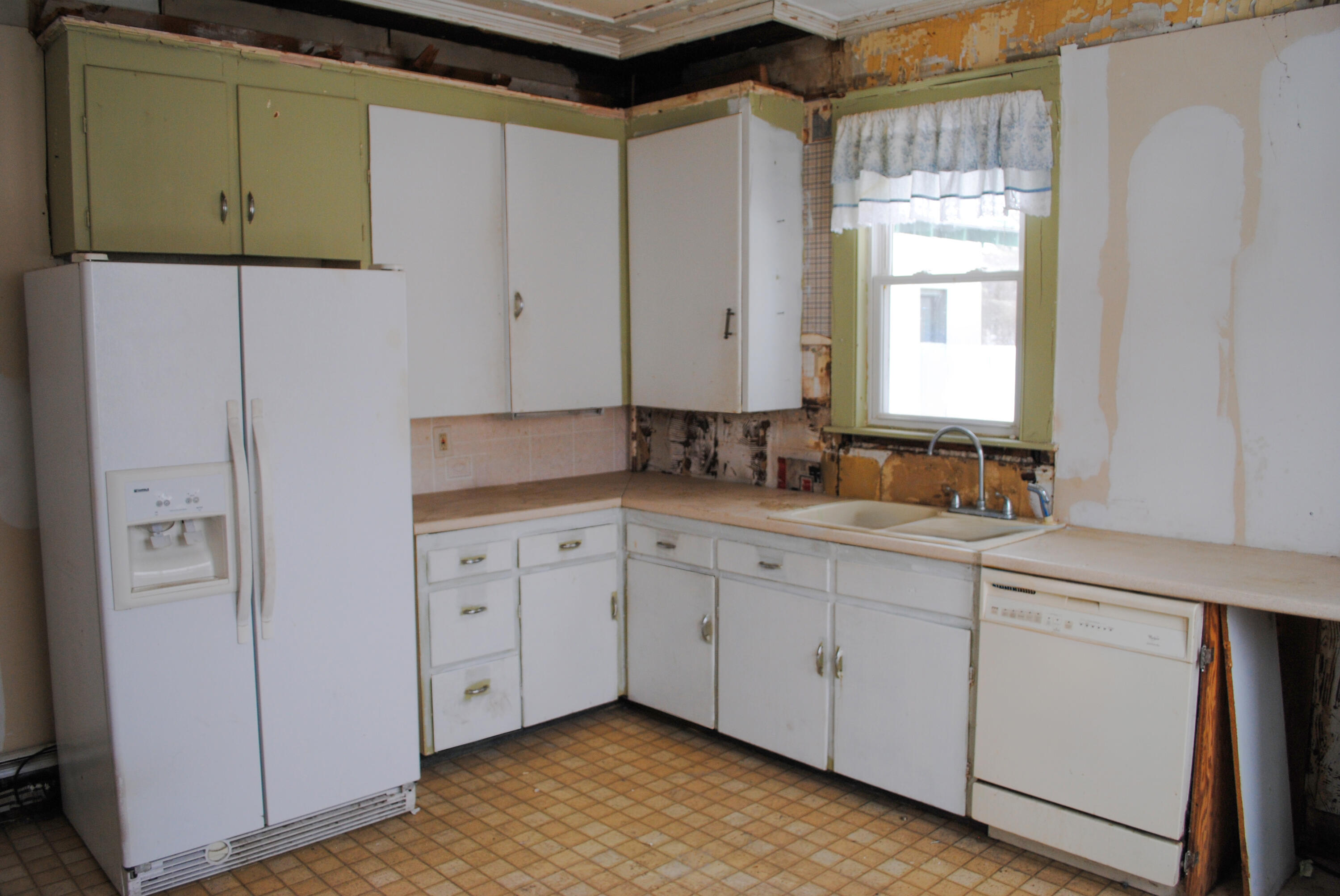 51 Pleasant Street Sanford ME 04083