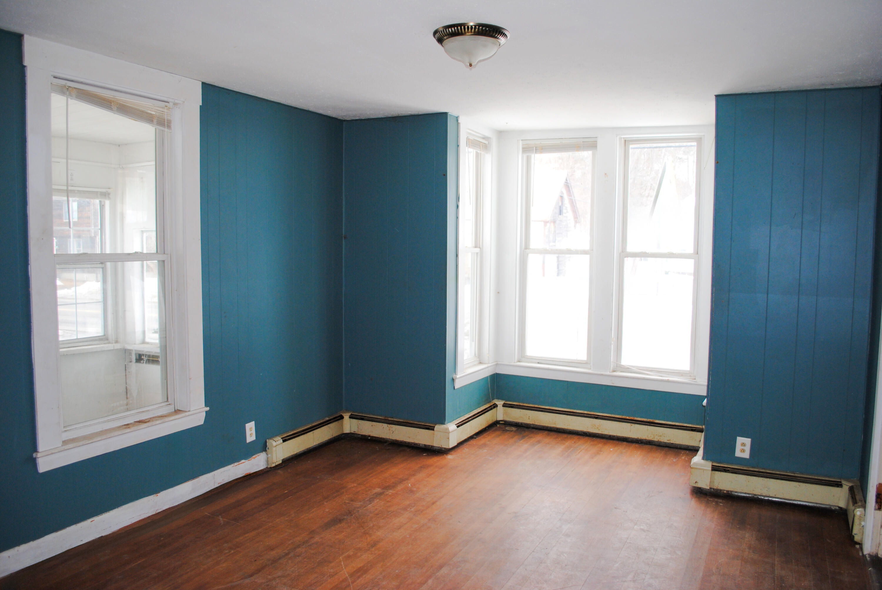 51 Pleasant Street Sanford ME 04083
