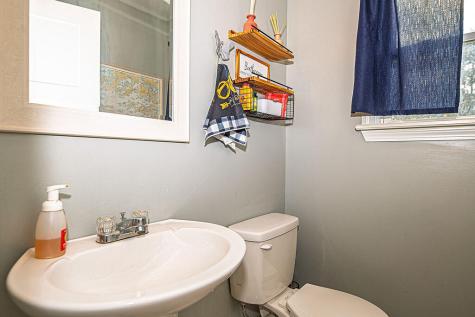 9-11 Blue Rose Lane Lebanon ME 04027