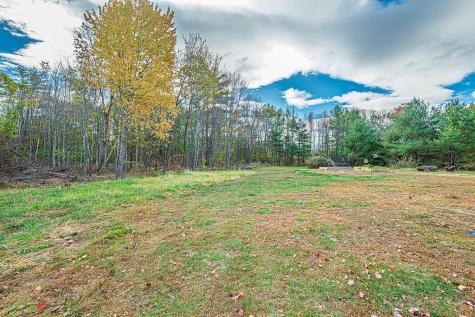 9-11 Blue Rose Lane Lebanon ME 04027