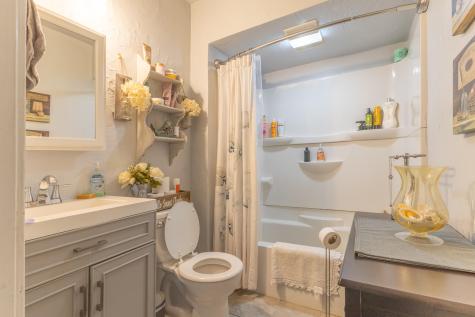 19 Central Street Ellsworth ME 04605