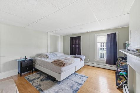 17 Wentworth Street Biddeford ME 04005