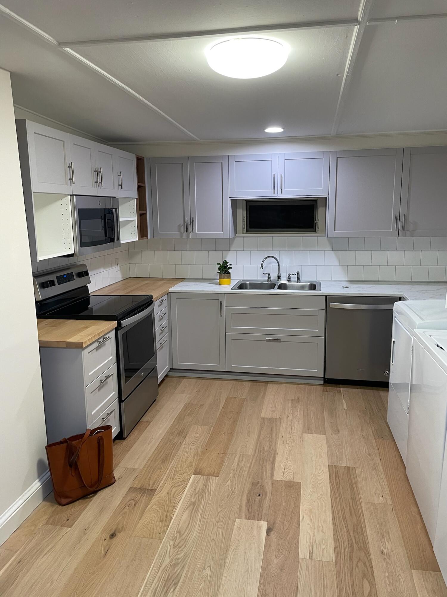 17 Grove Street Rockland ME 04841