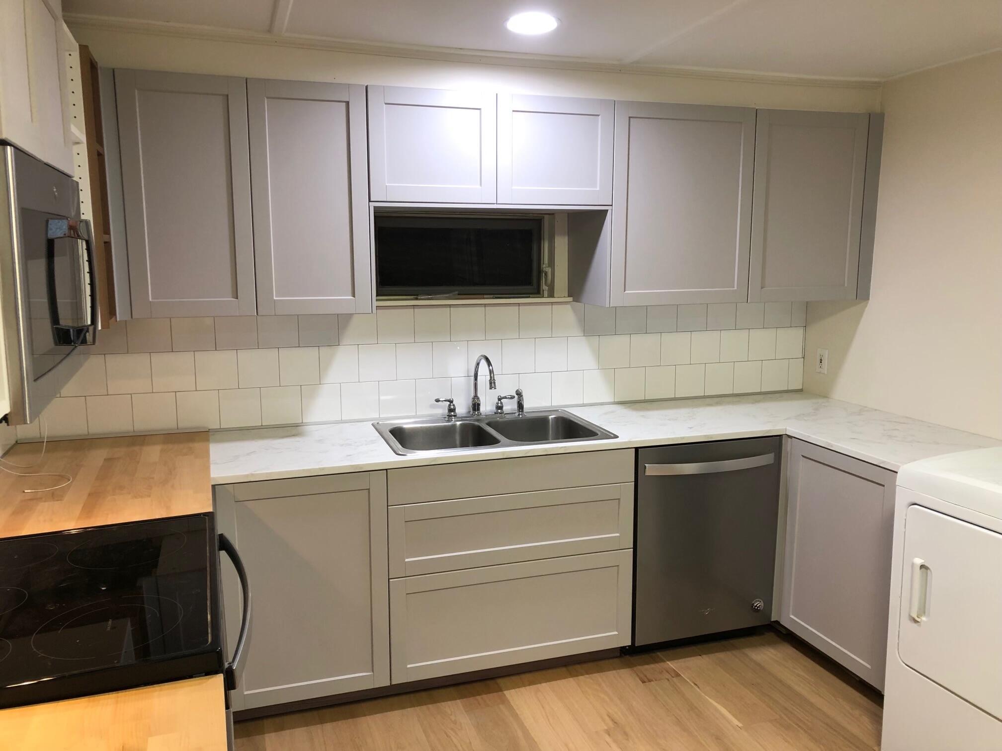 17 Grove Street Rockland ME 04841