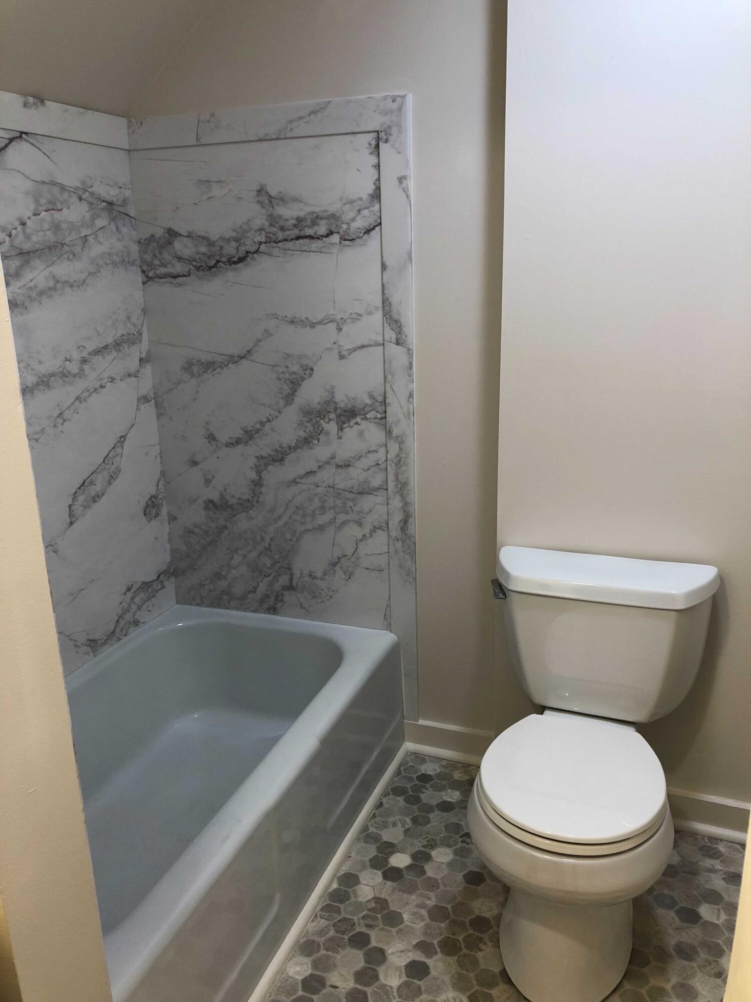 17 Grove Street Rockland ME 04841