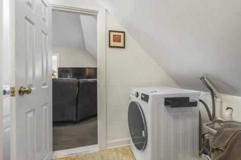 9 Pleasant Street Bath ME 04530