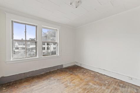 9 Jefferson Street Augusta ME 04330