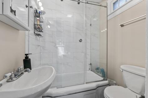 10-12 Pine Street Kittery ME 03904