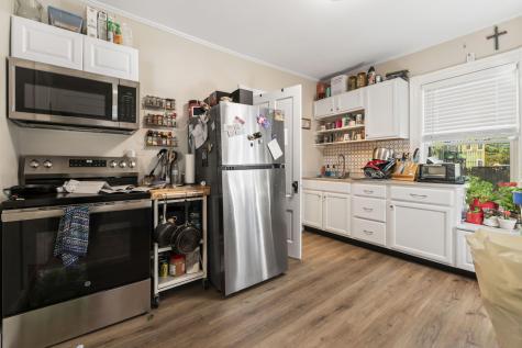 10-12 Pine Street Kittery ME 03904