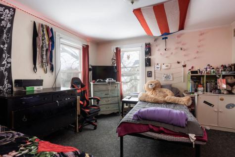 10-12 Pine Street Kittery ME 03904