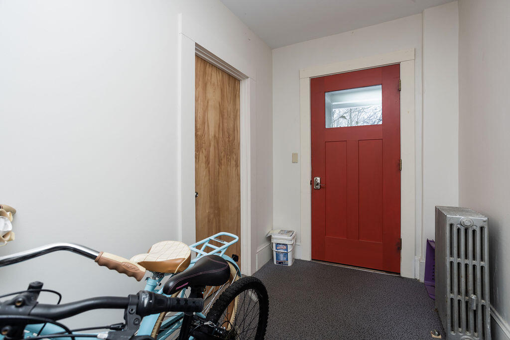 10-12 Pine Street Kittery ME 03904