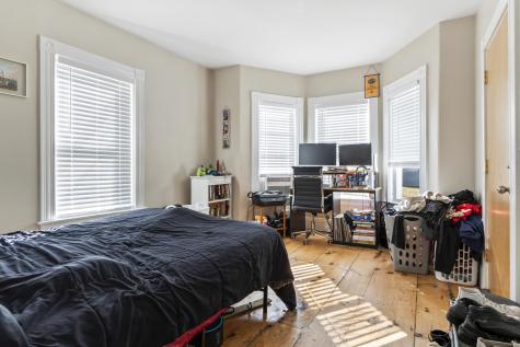 10-12 Pine Street Kittery ME 03904