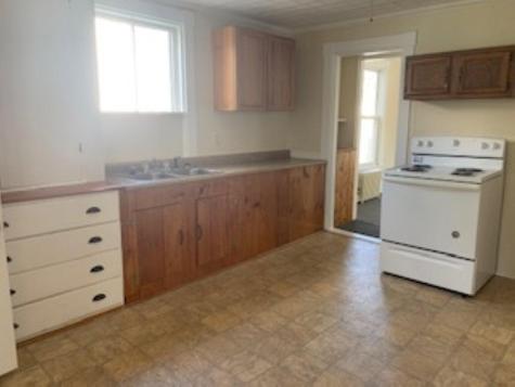 14 Dinsmore Street Skowhegan ME 04976