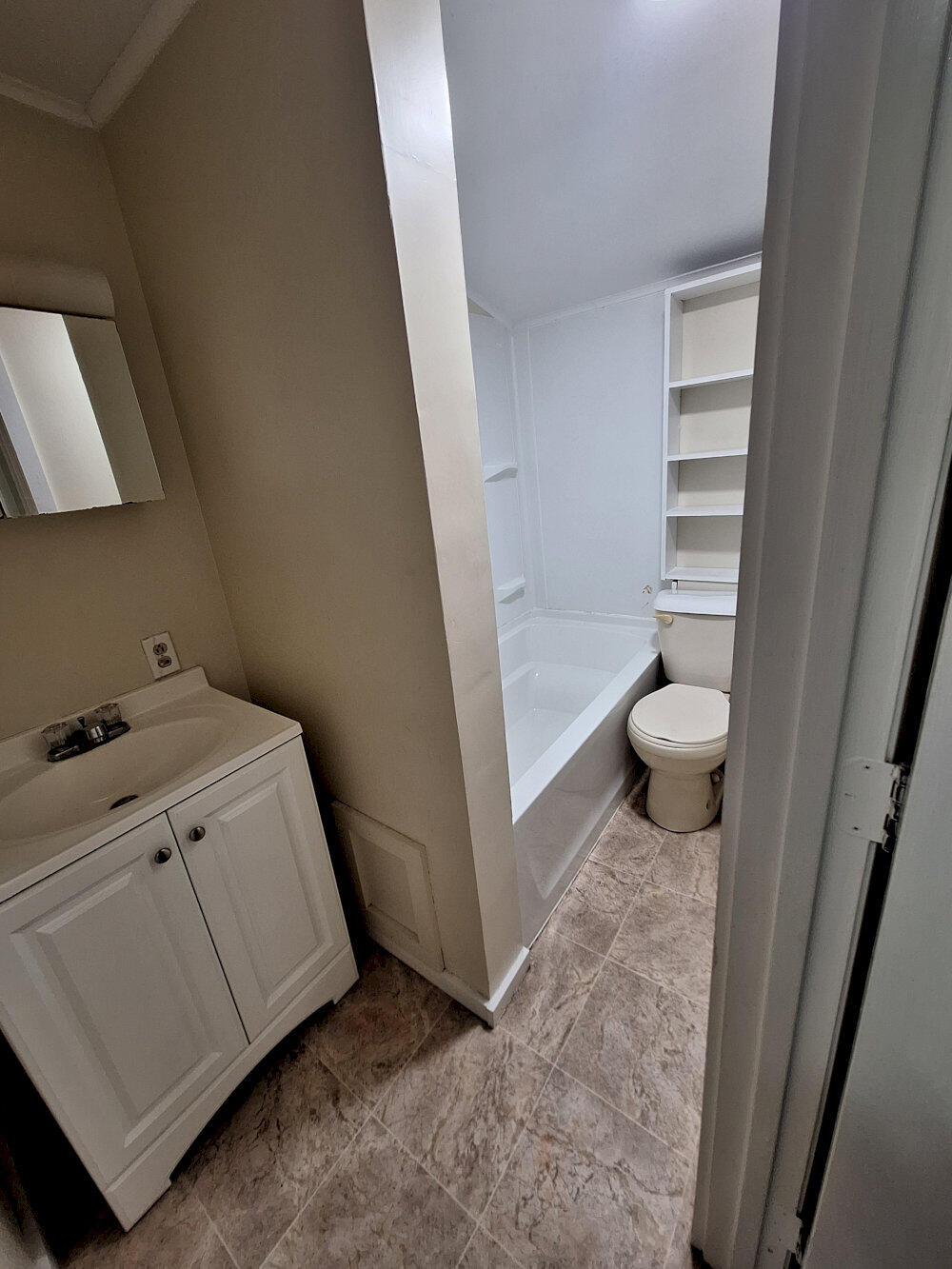 14 Dinsmore Street Skowhegan ME 04976