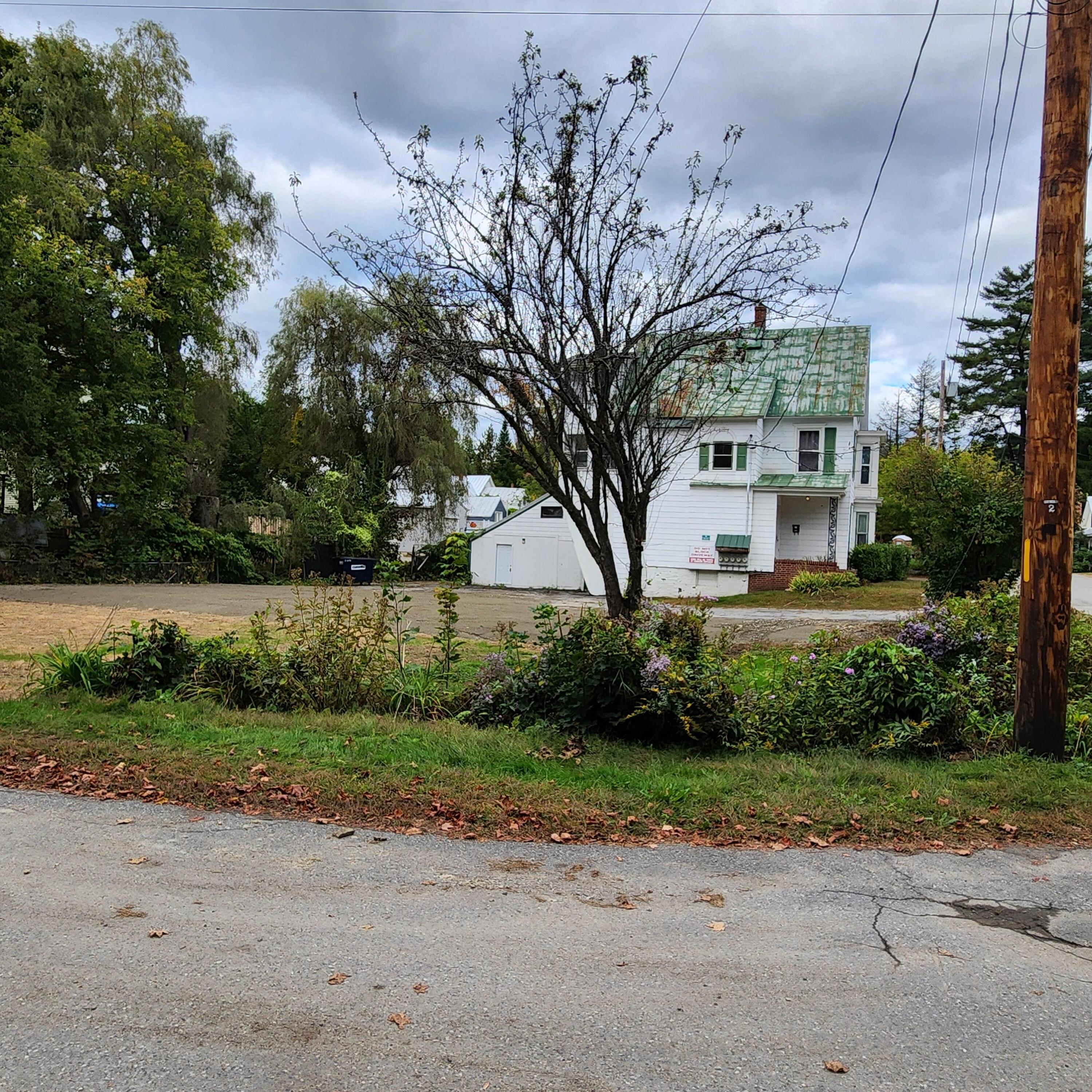 14 Dinsmore Street Skowhegan ME 04976