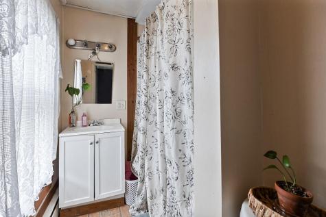 4 Pare Street Waterville ME 04901