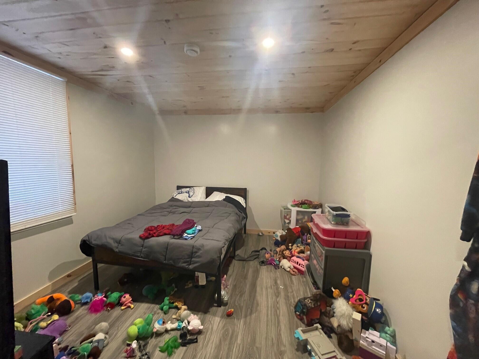 83 Commercial Street Hartland ME 04943