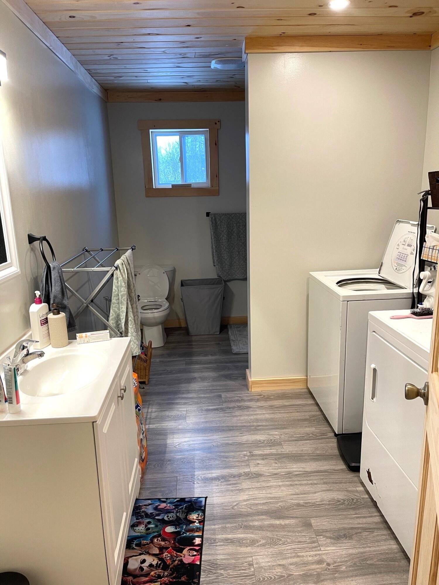 83 Commercial Street Hartland ME 04943