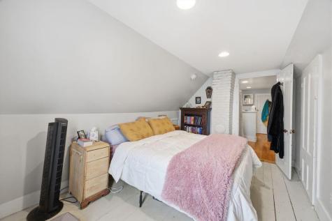 11 Russell Street Portland ME 04102
