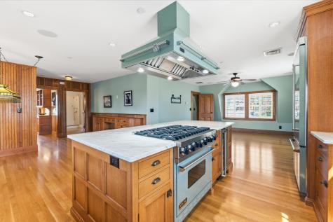 439 York Street York ME 03909