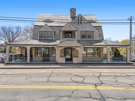 439 York Street York ME 03909