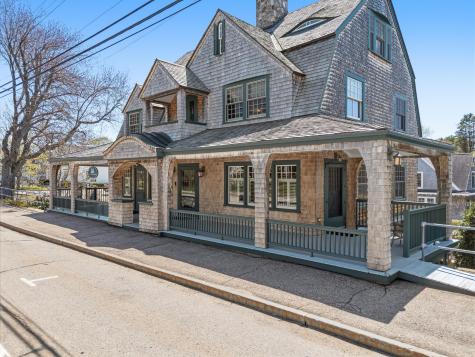 439 York Street York ME 03909