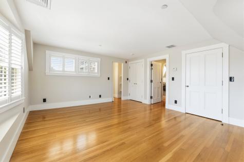 439 York Street York ME 03909